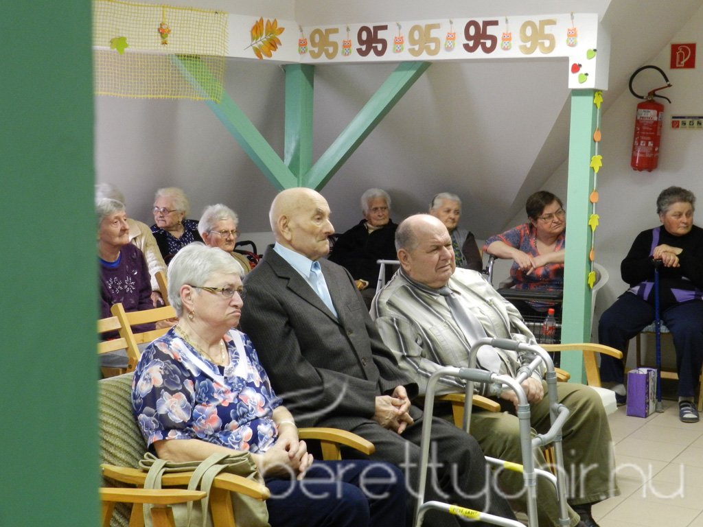 Mező Lajos bácsi 95 éves 69